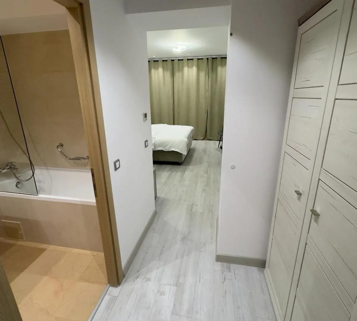 Rin Grand Residence Bucarest 0*,